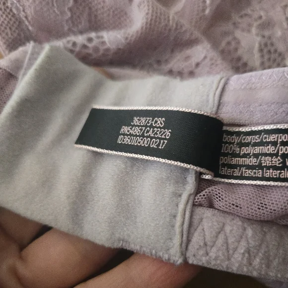 Victorias Secret Lace Bras - Picture 12 of 12